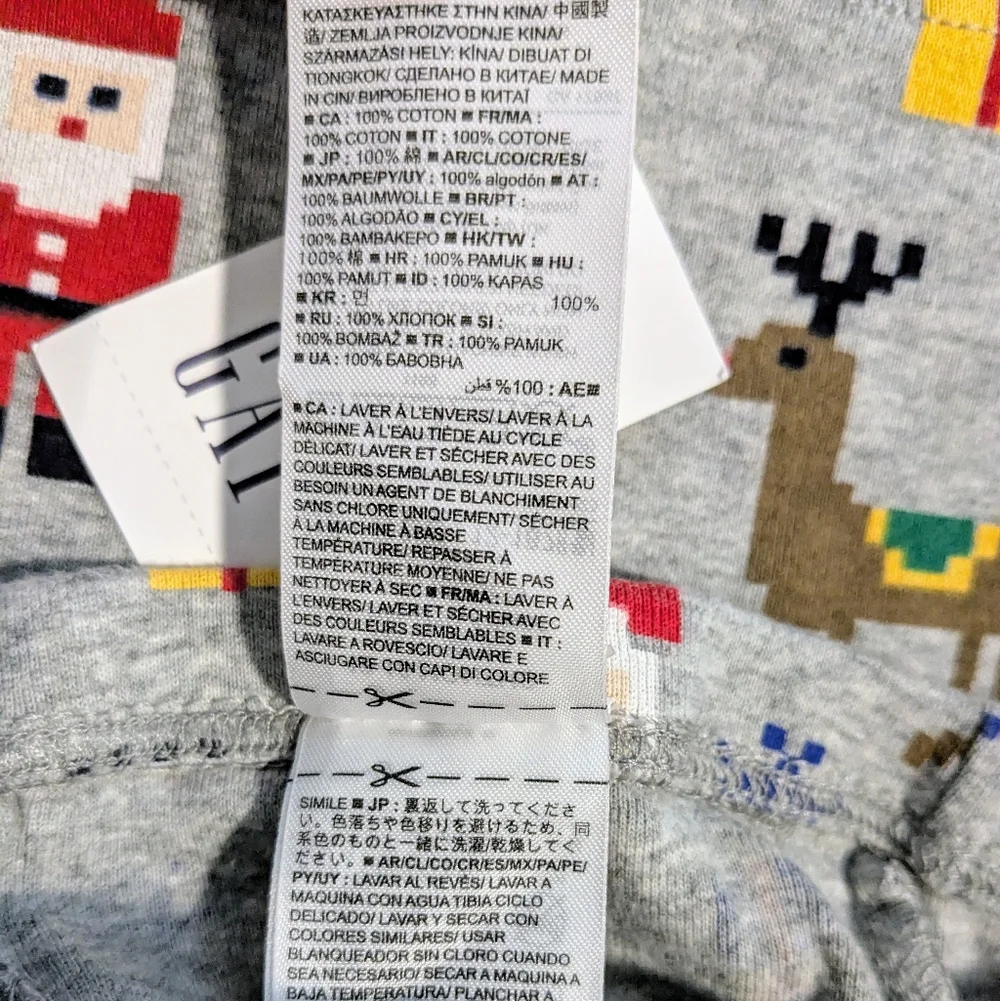 NWT Baby GAP Christmas Holiday Gray Santa Reindeer Tree 2-Piece Pajamas Set